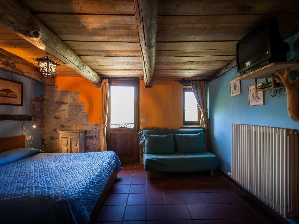 Agriturismo Al Marnich Schignano  Екстериор снимка